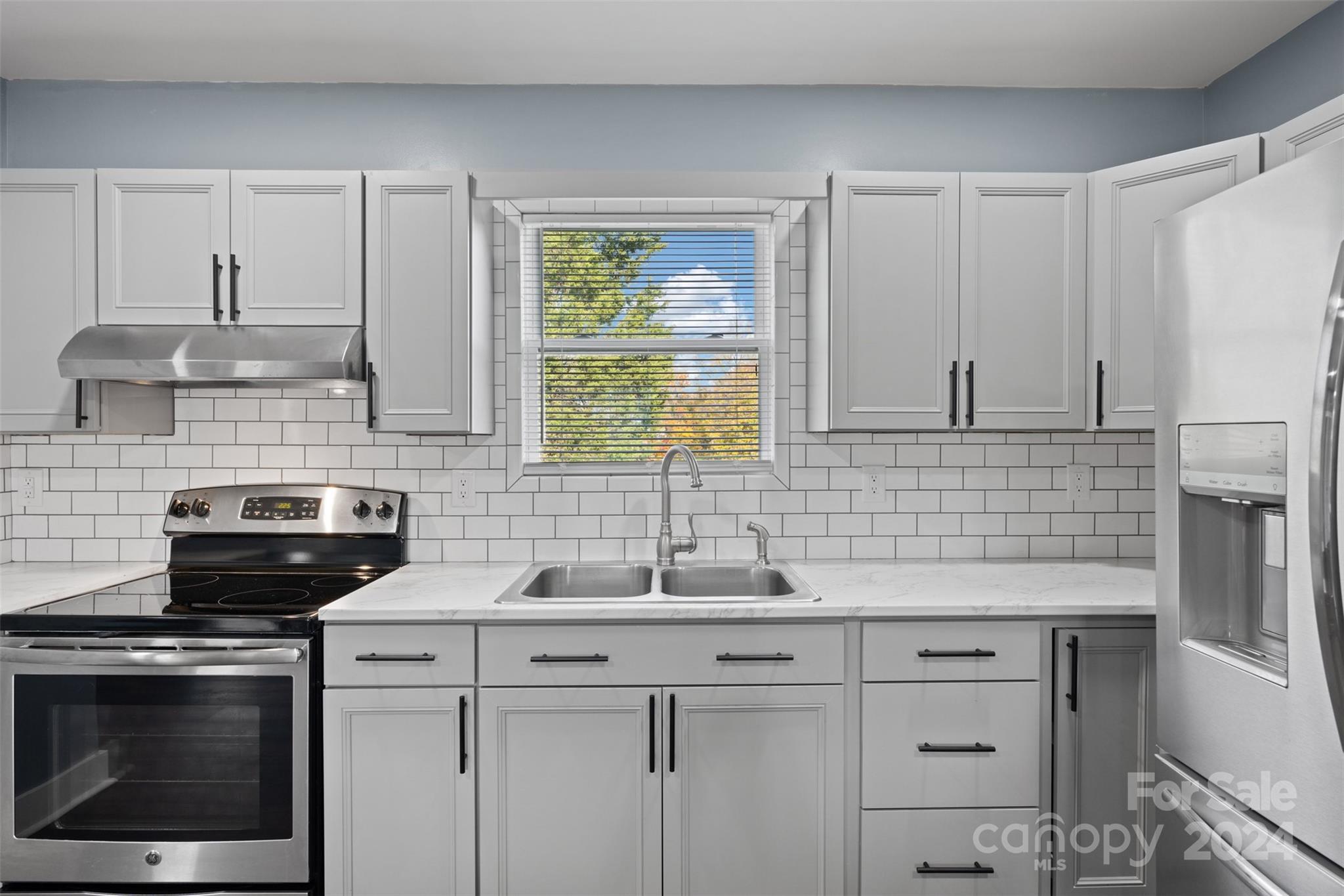 Arlona Heights - Residential