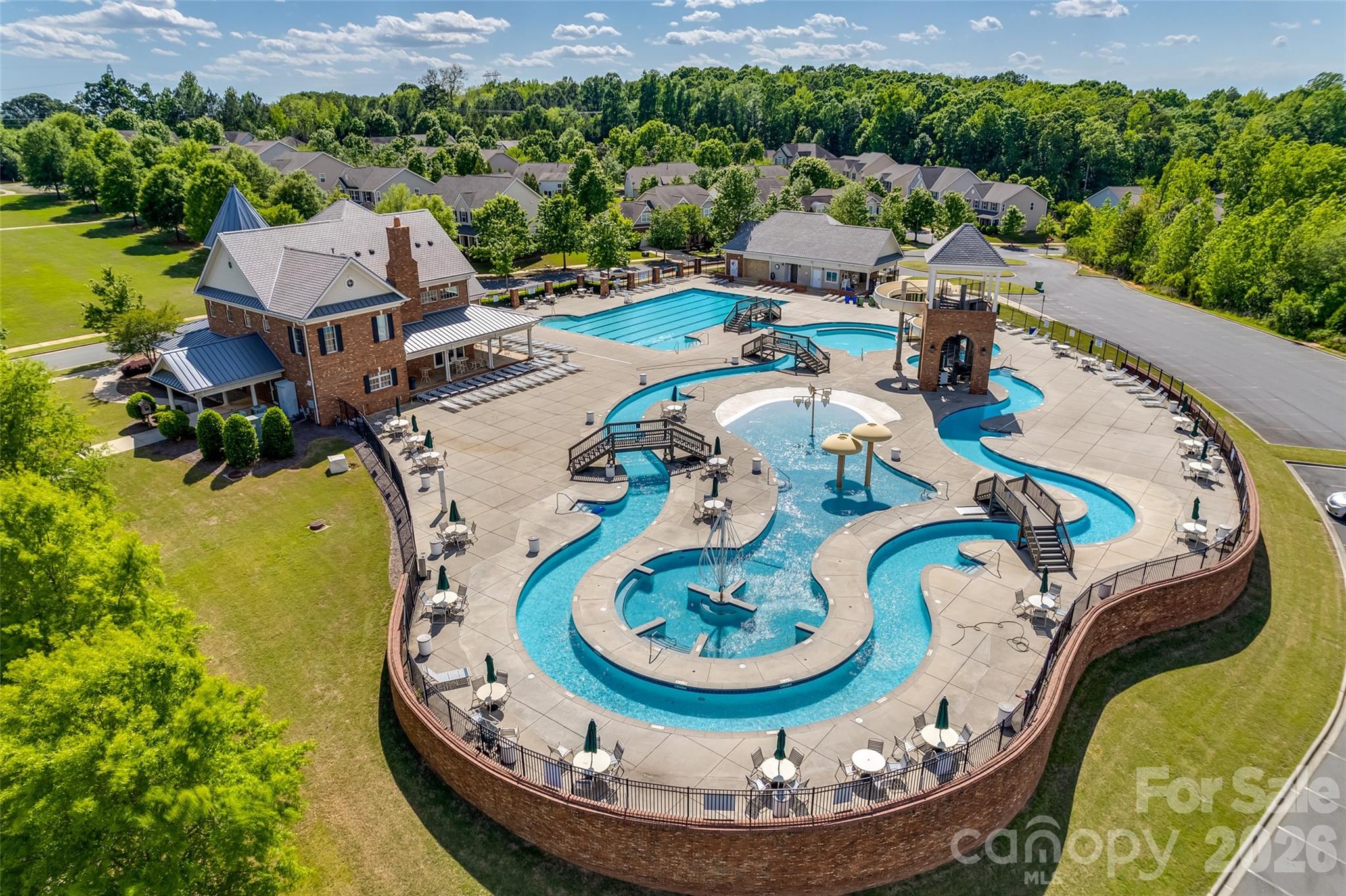 1101 Thomas Knapp Parkway