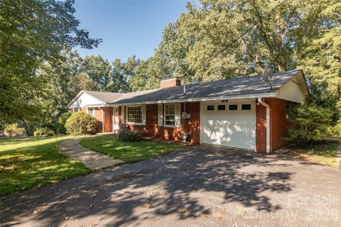 Photo of 235 Landis Road, Marion, NC 28752 (MLS # 4423197)