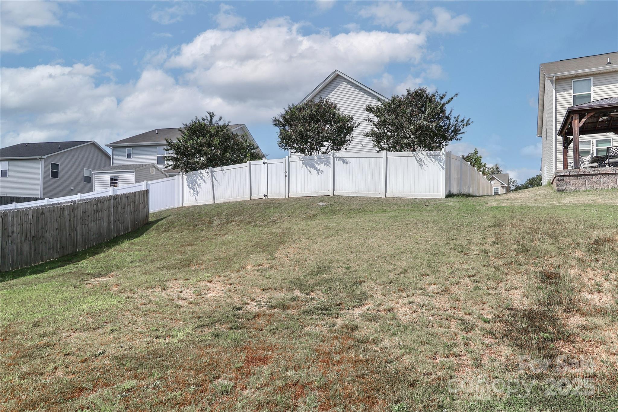 The Oaks Of Landis - Residential