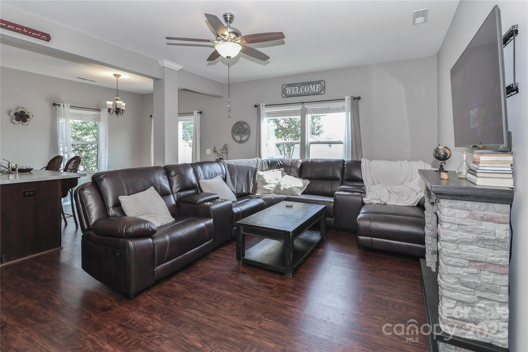 The Oaks Of Landis - Residential