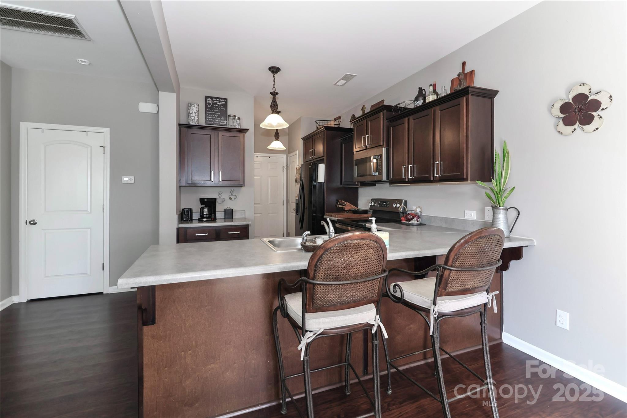 The Oaks Of Landis - Residential