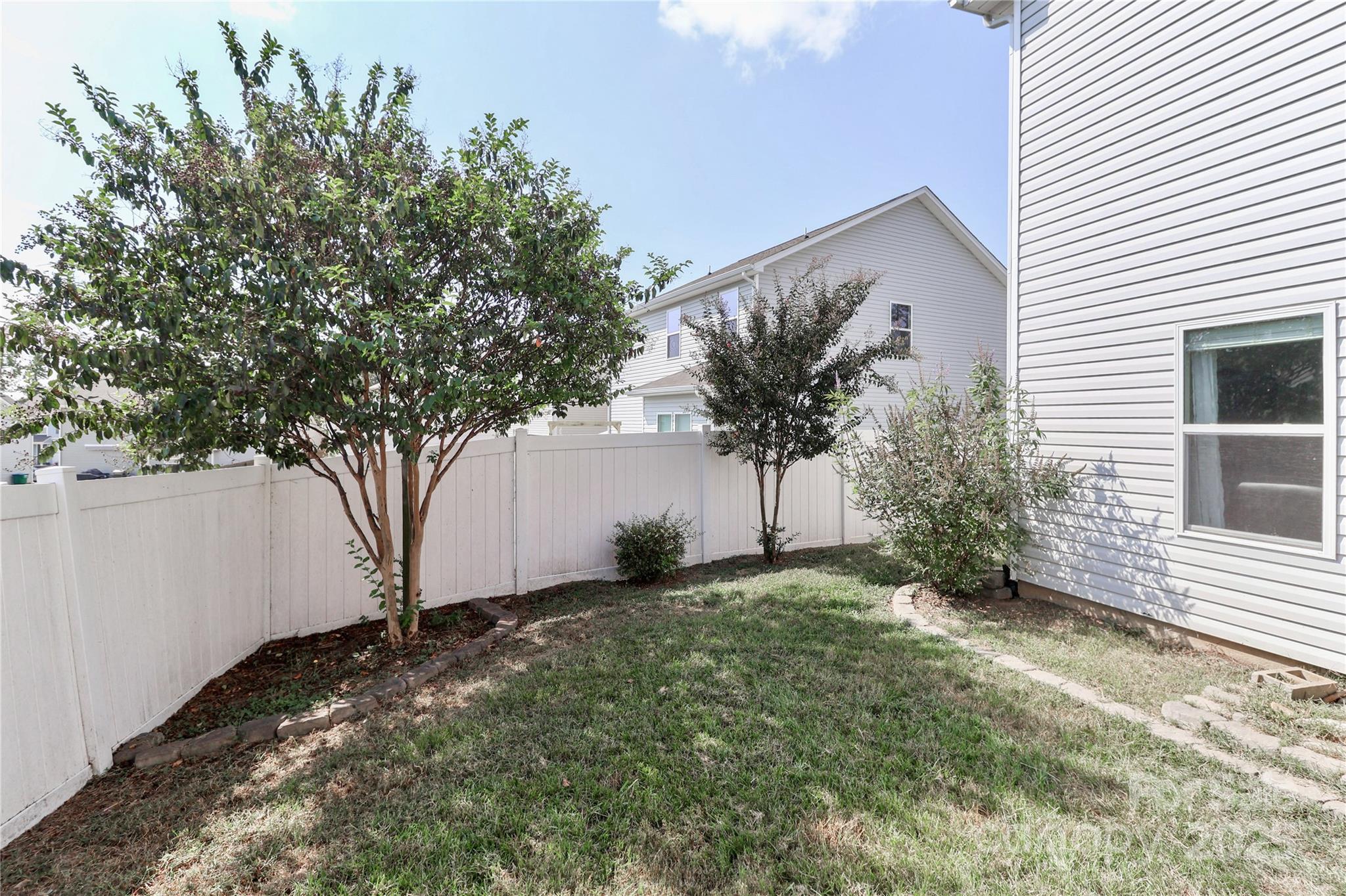 The Oaks Of Landis - Residential