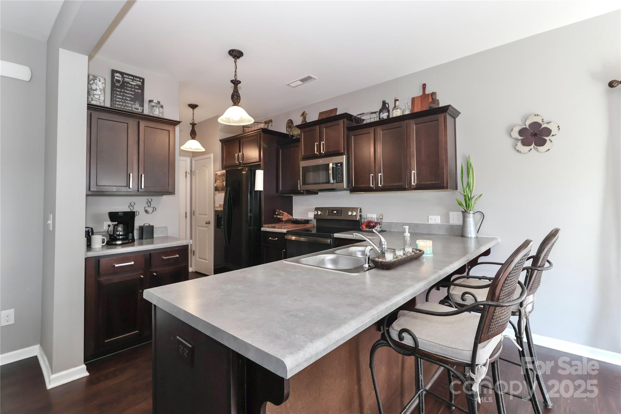 The Oaks Of Landis - Residential