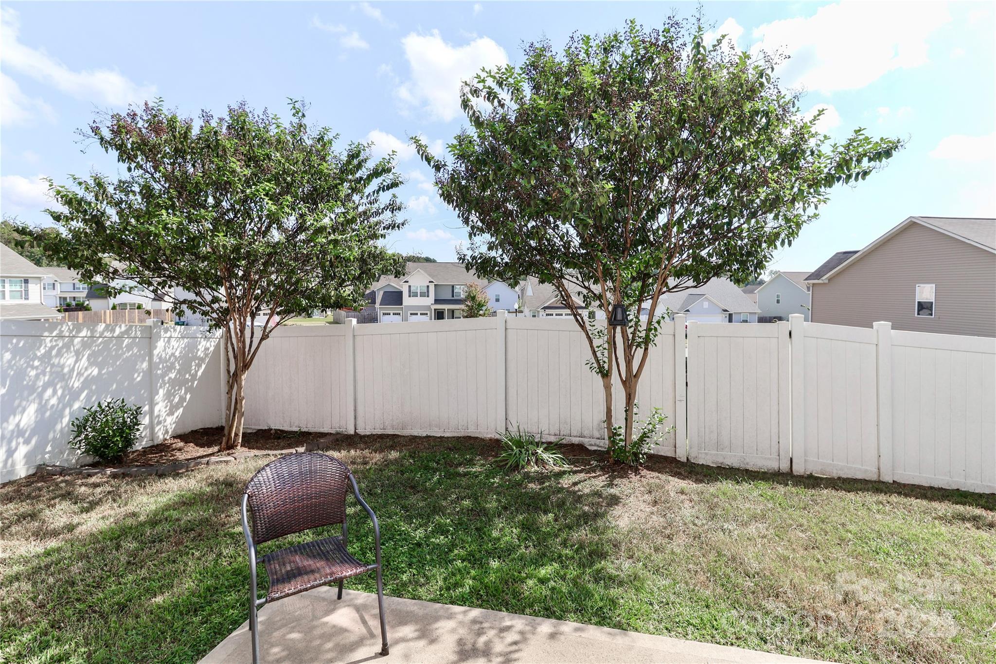 The Oaks Of Landis - Residential