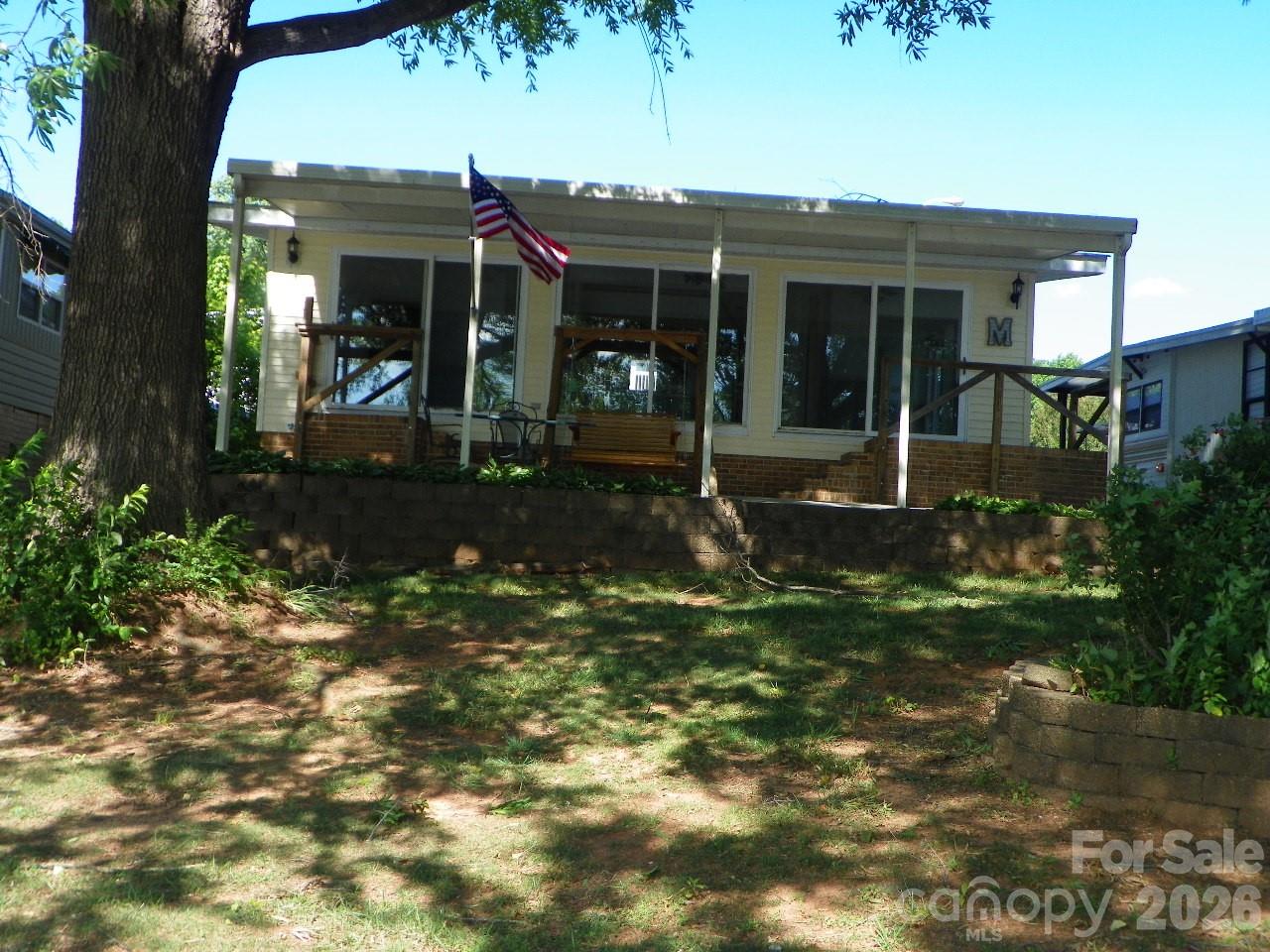105 Dogwood Circle