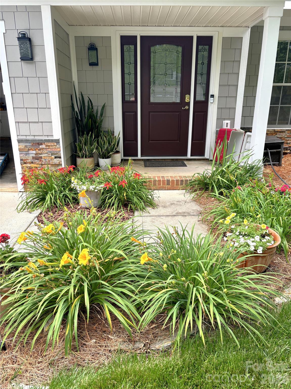 9800 Beaver Hollow Court