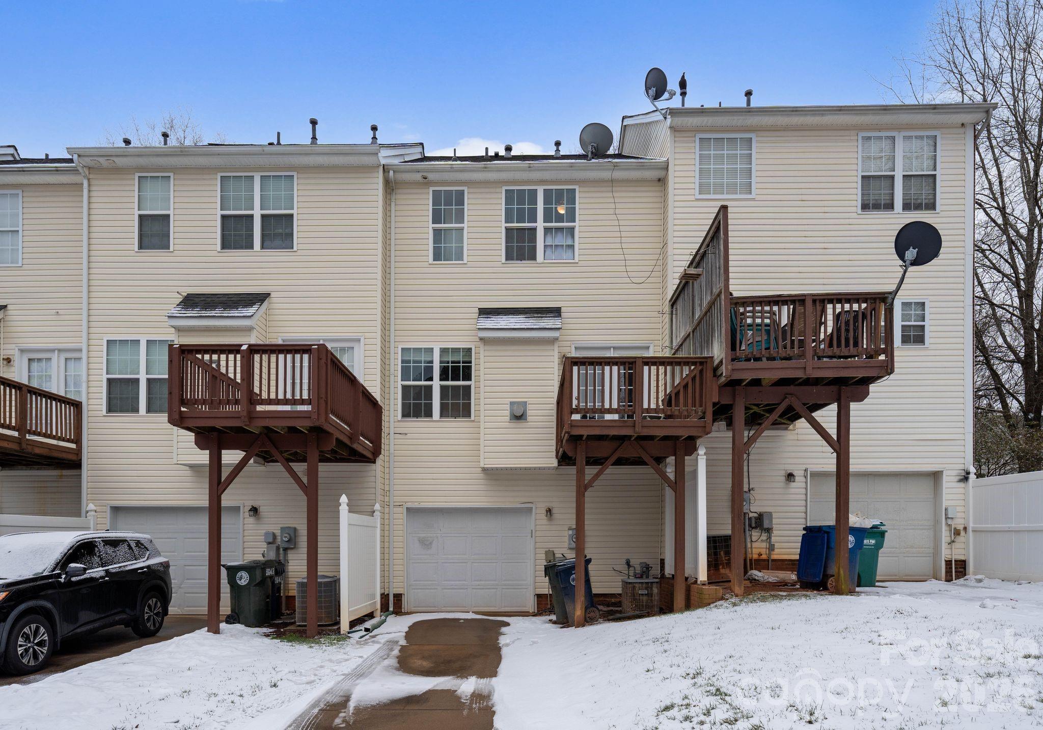 Oakhurst - Residential