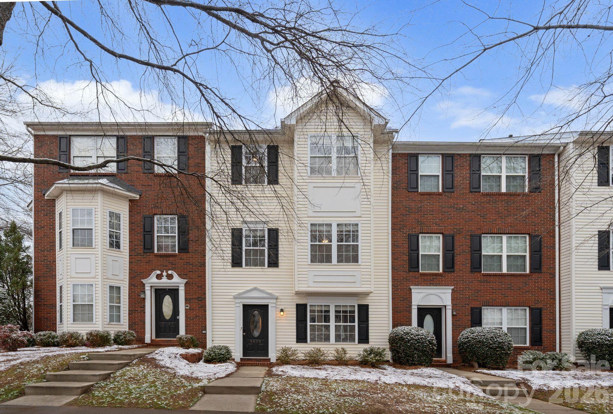 Oakhurst - Residential