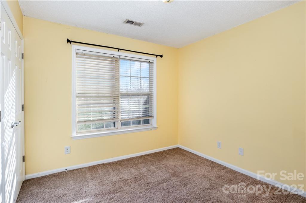 Ashton - Residential