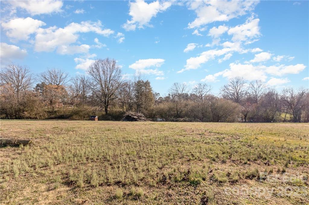 Ashton - Residential