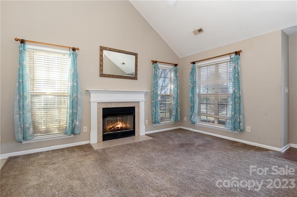 Ashton - Residential