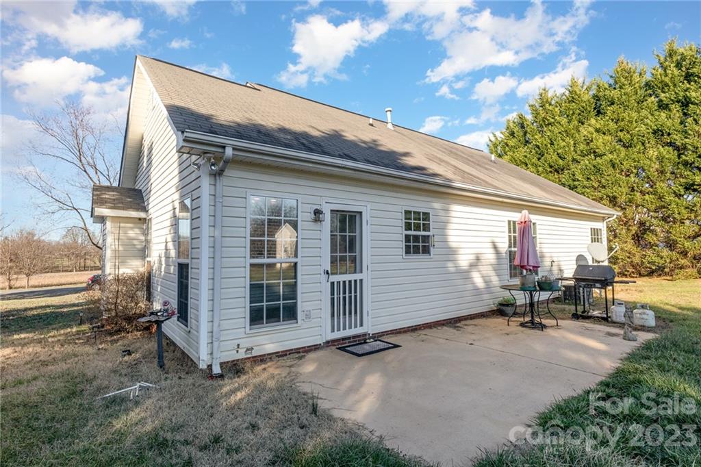 Ashton - Residential