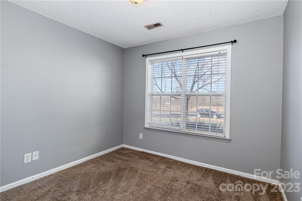 Ashton - Residential