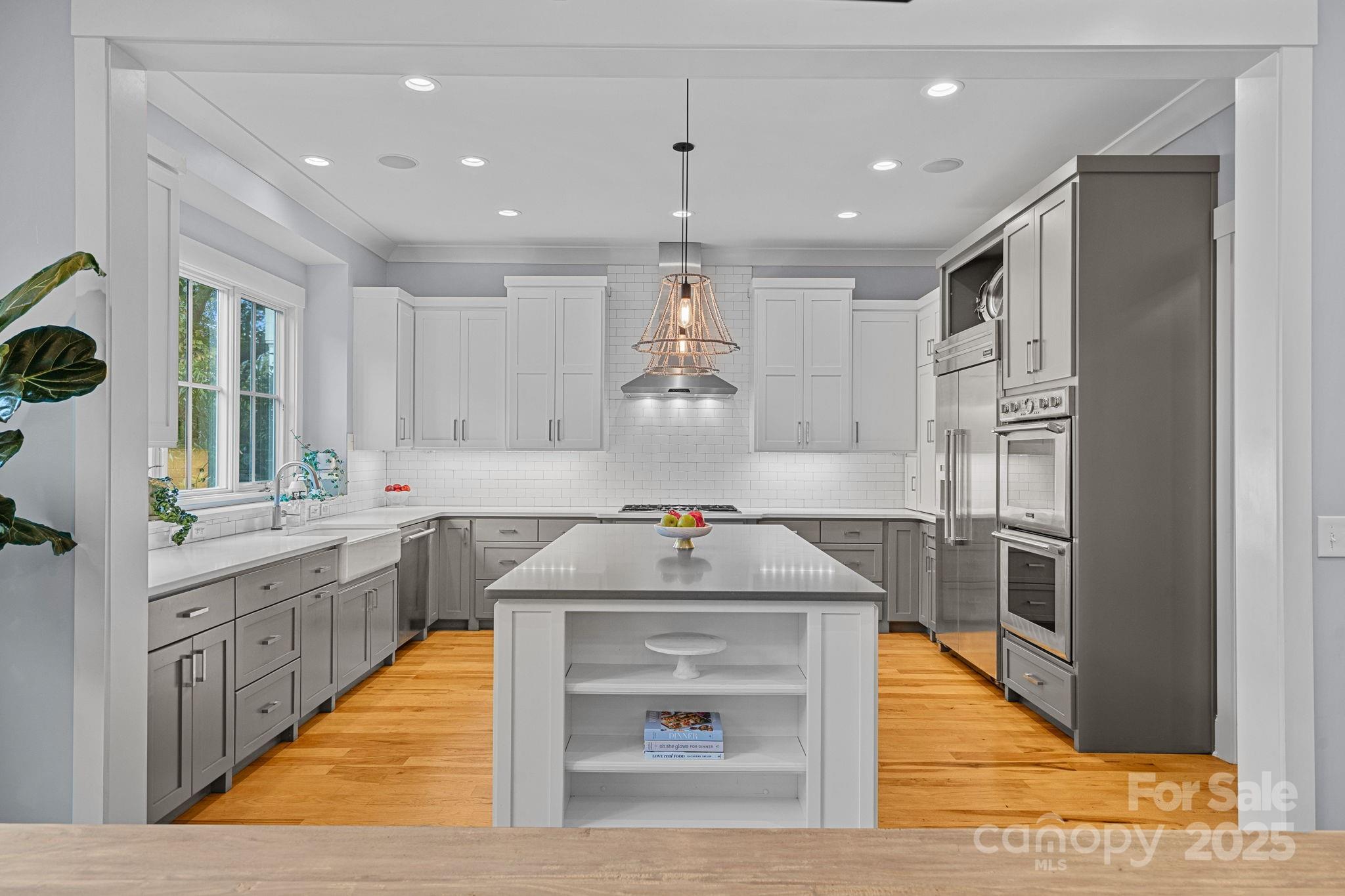 624 James Alexander Way