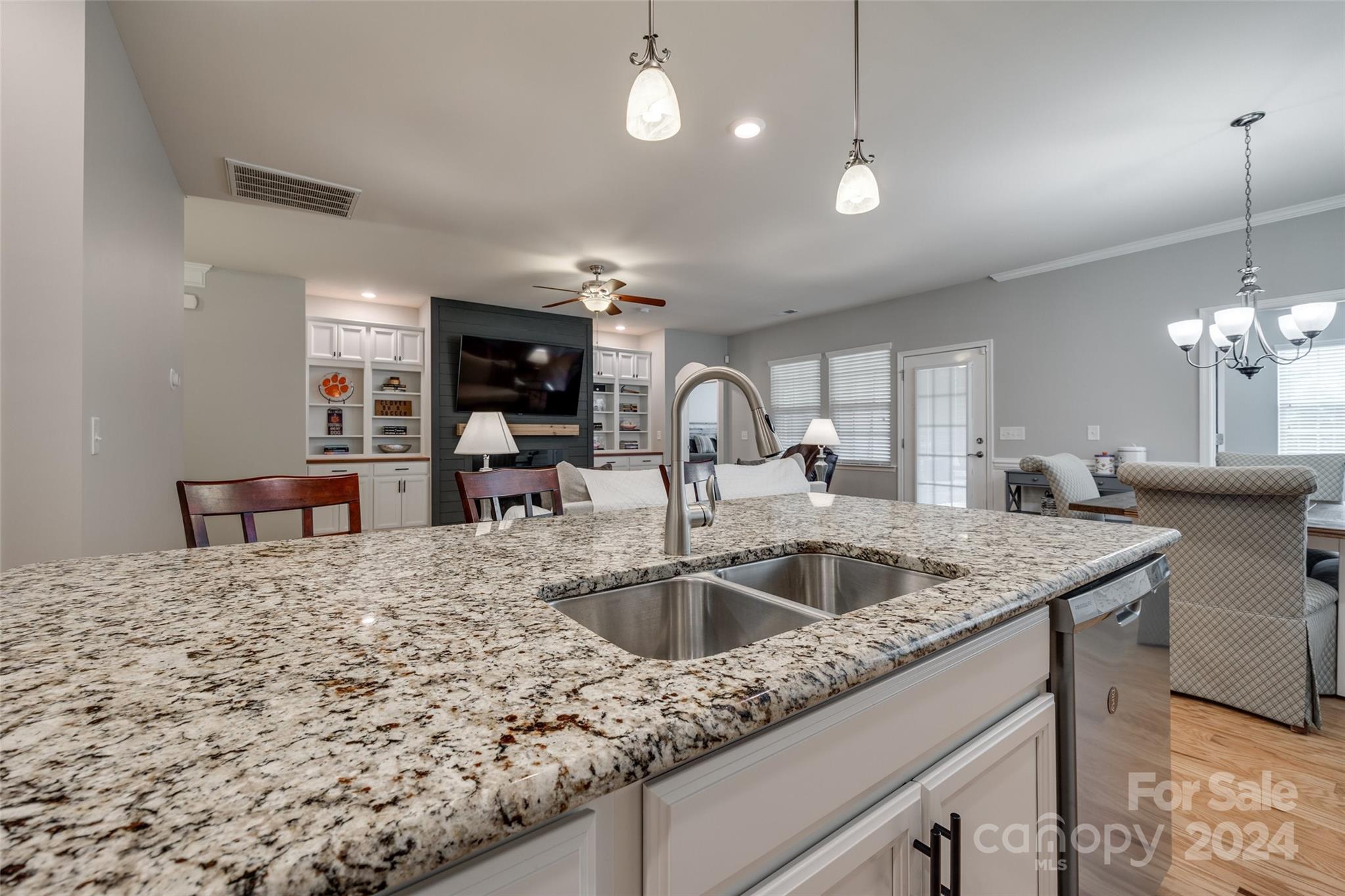 Summerhouse at Paddlers Cove - Residential