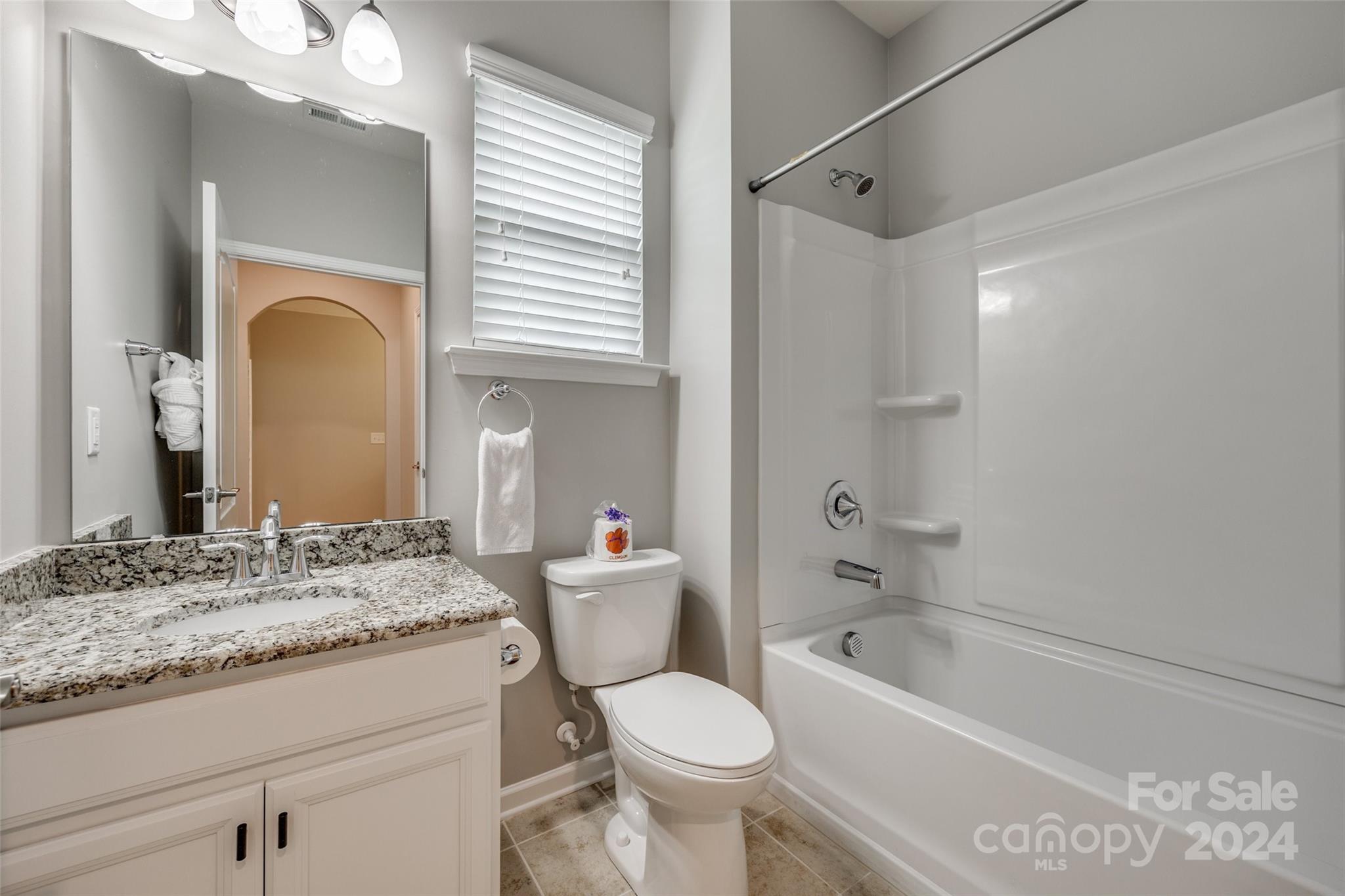 Summerhouse at Paddlers Cove - Residential