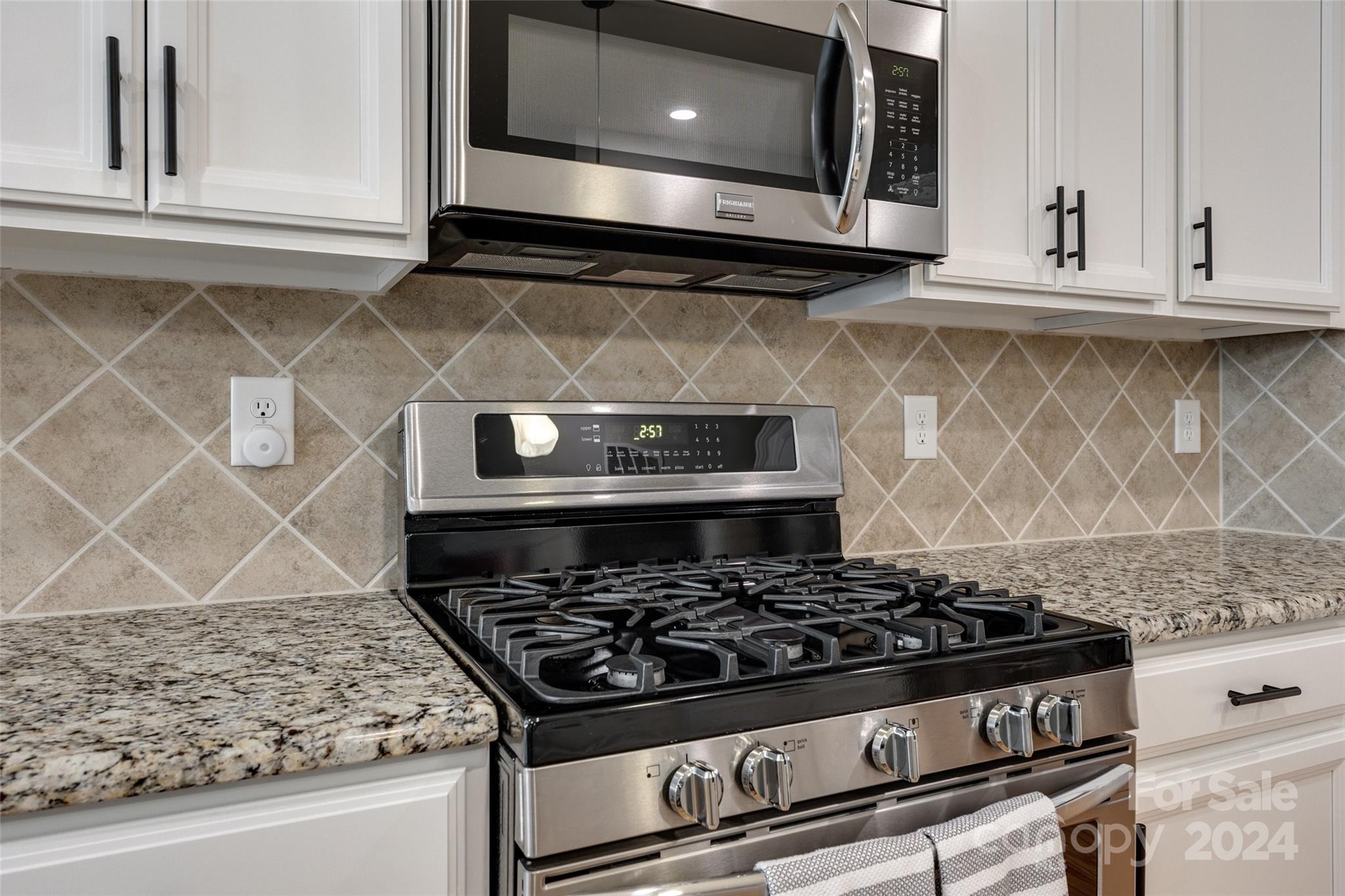 Summerhouse at Paddlers Cove - Residential