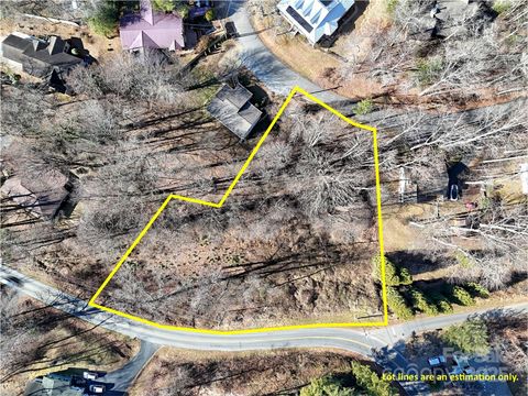 101 Wesley Way 100-101,108 Waynesville NC 28785