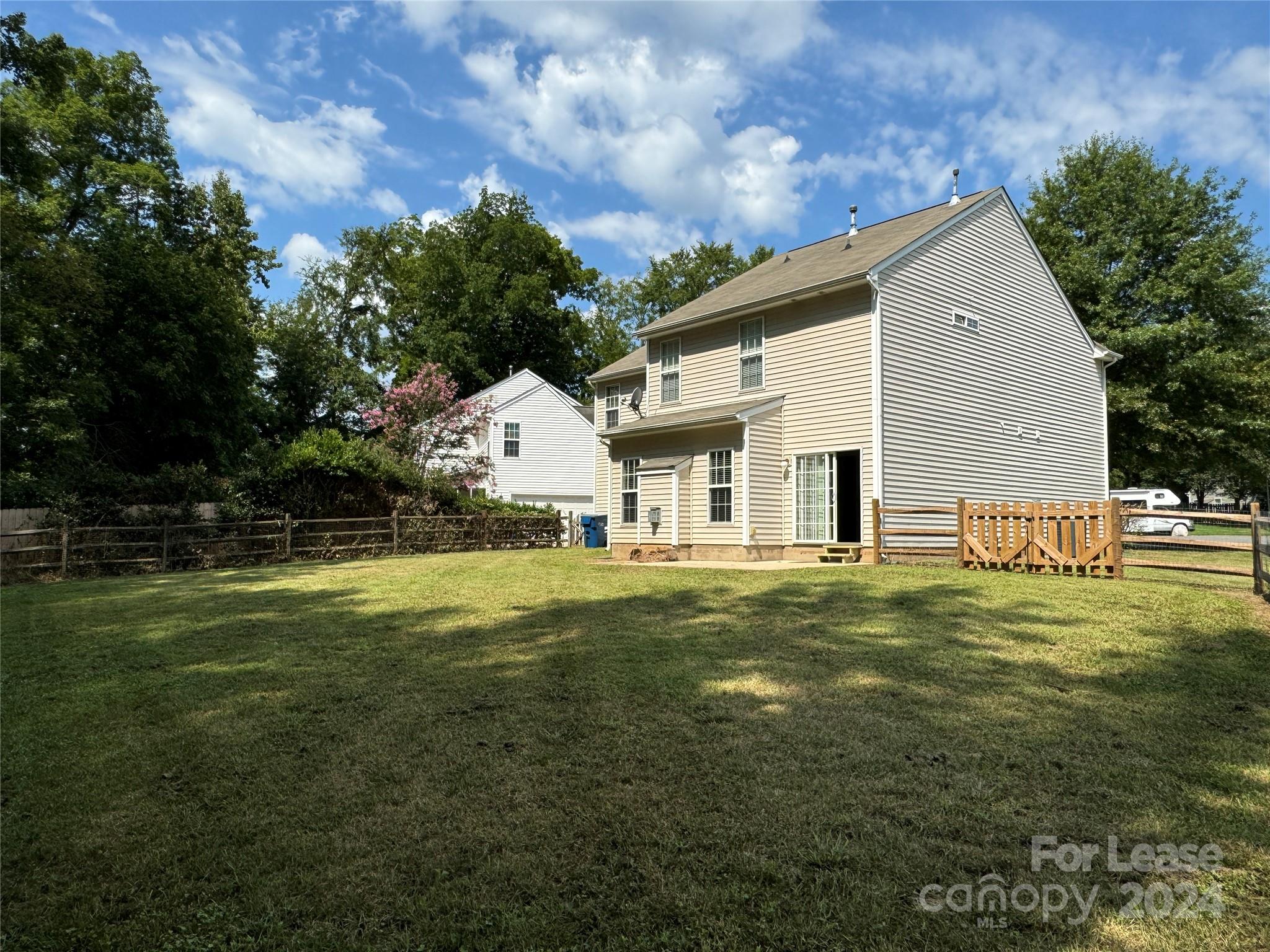 Dutchmans Meadow - Residential Lease