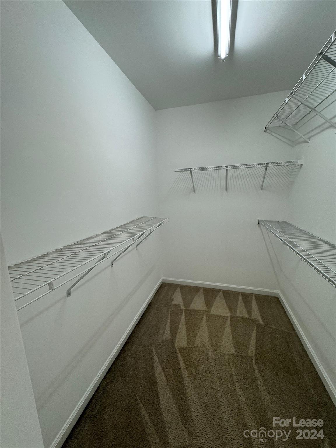 Dutchmans Meadow - Residential Lease