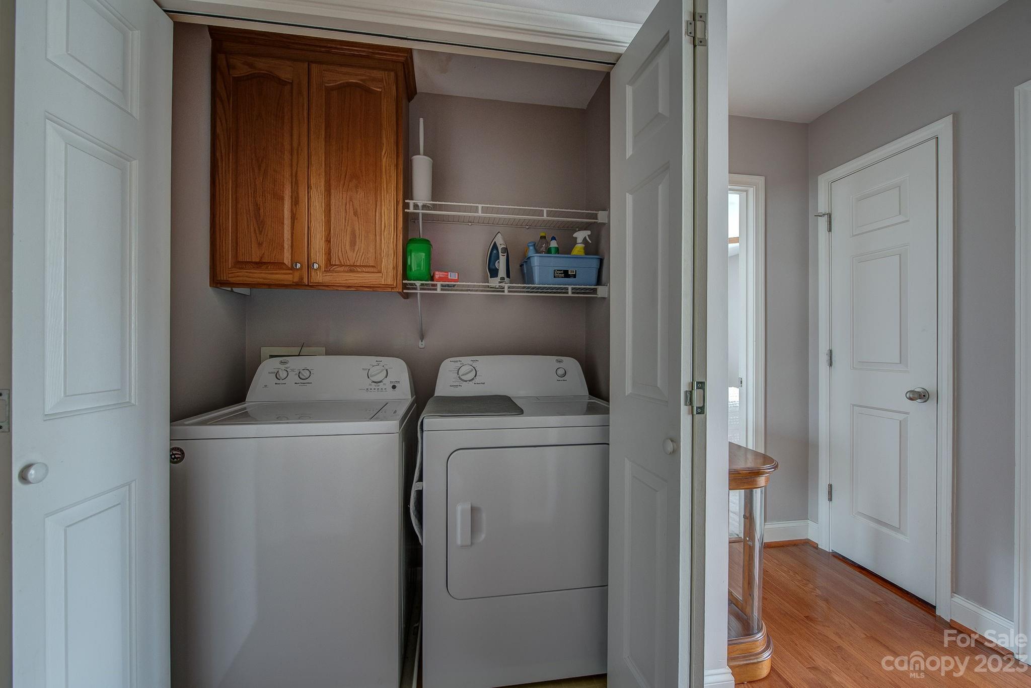 Damon Pointe - Residential