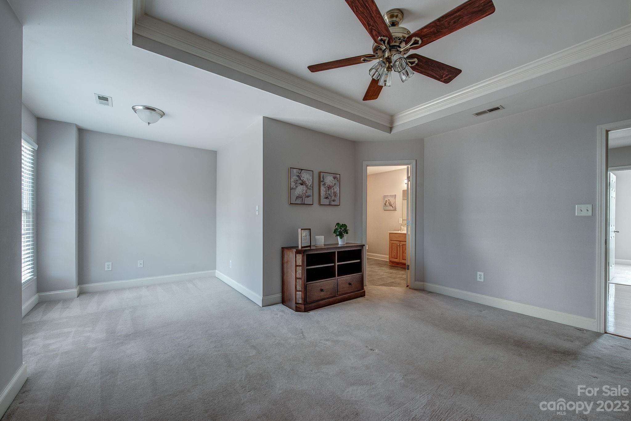 Damon Pointe - Residential