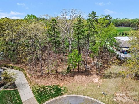 Photo of 1627 Hawkstone Drive, Waxhaw, NC 28173 (MLS # 4364031)