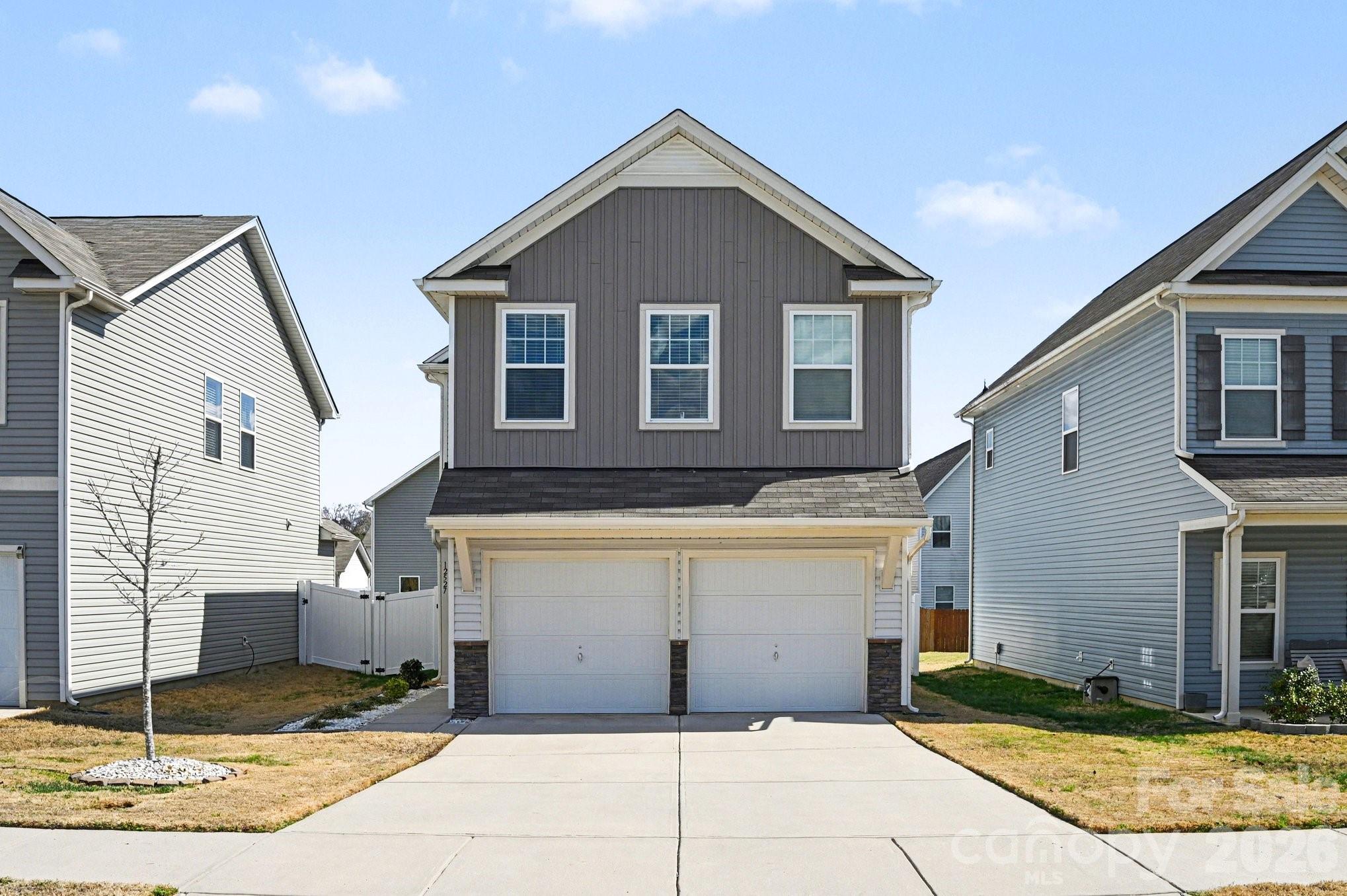 Fox Creek - Residential