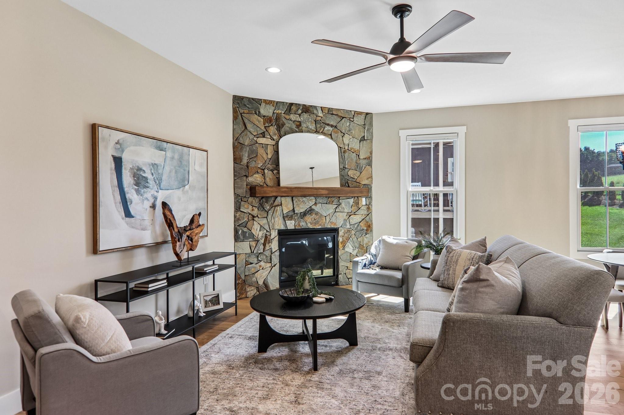 119 Olde Oak Way
