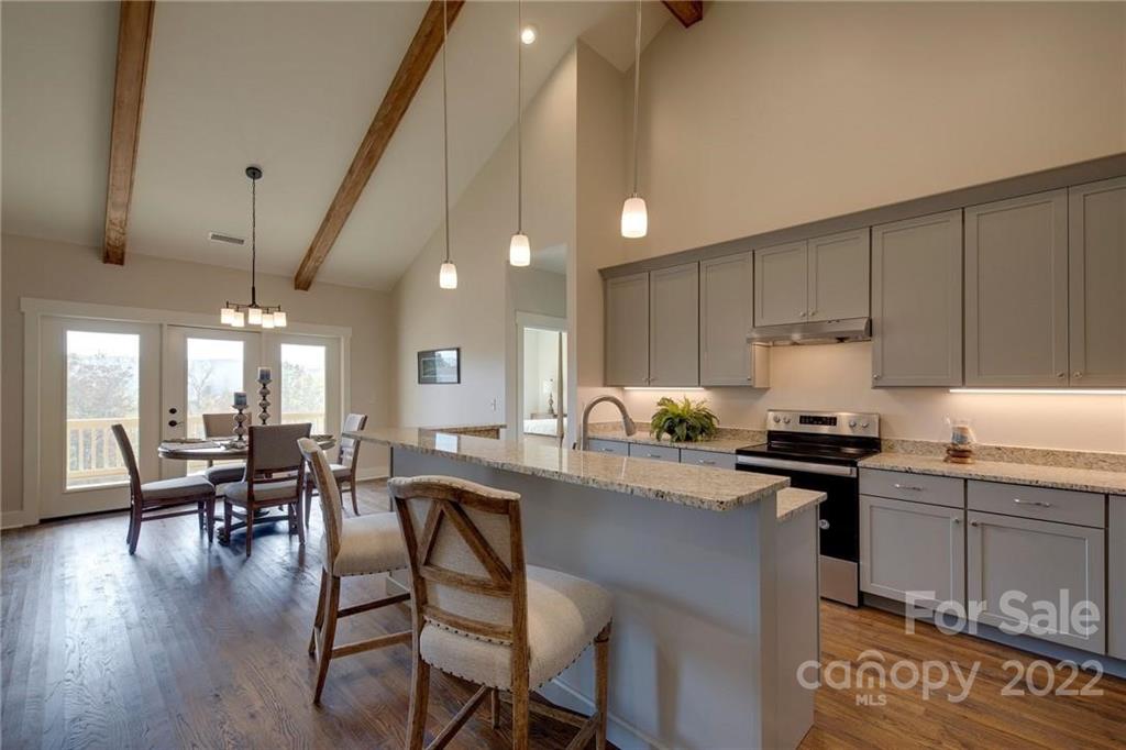 Cummings Cove - Residential