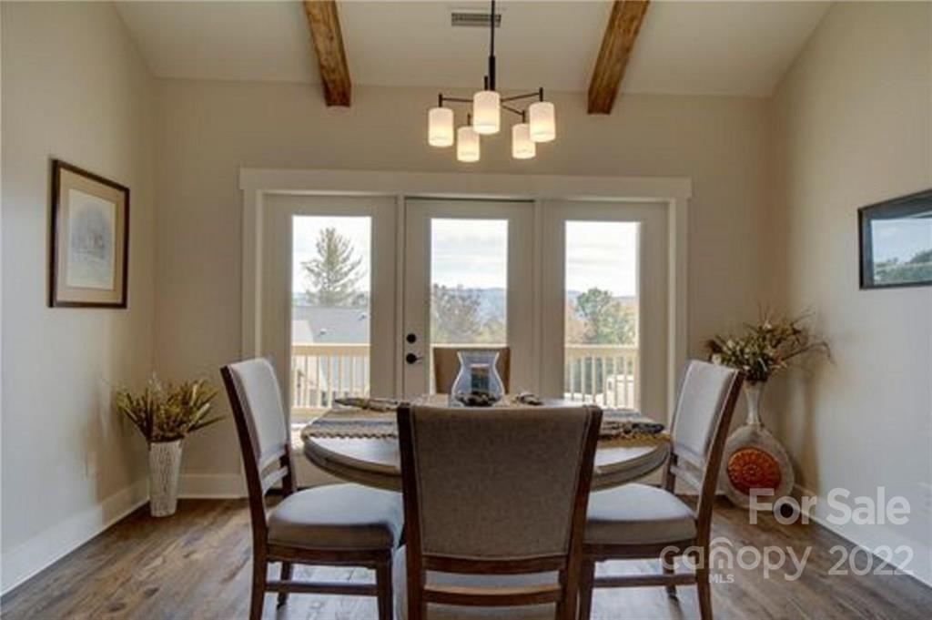 Cummings Cove - Residential