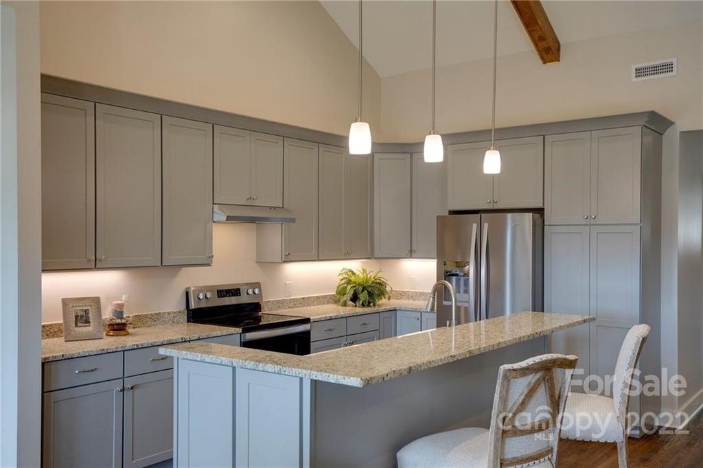 Cummings Cove - Residential