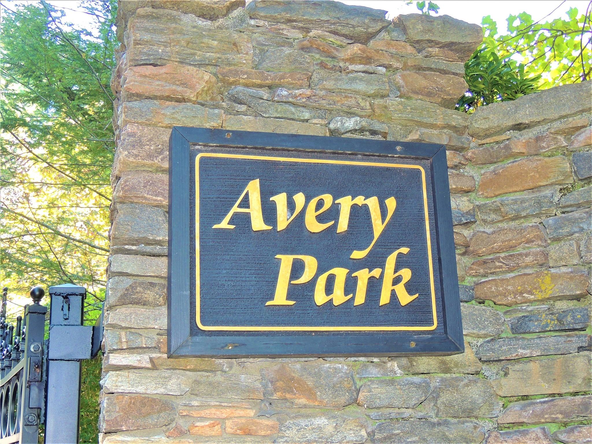 Avery Park - Land