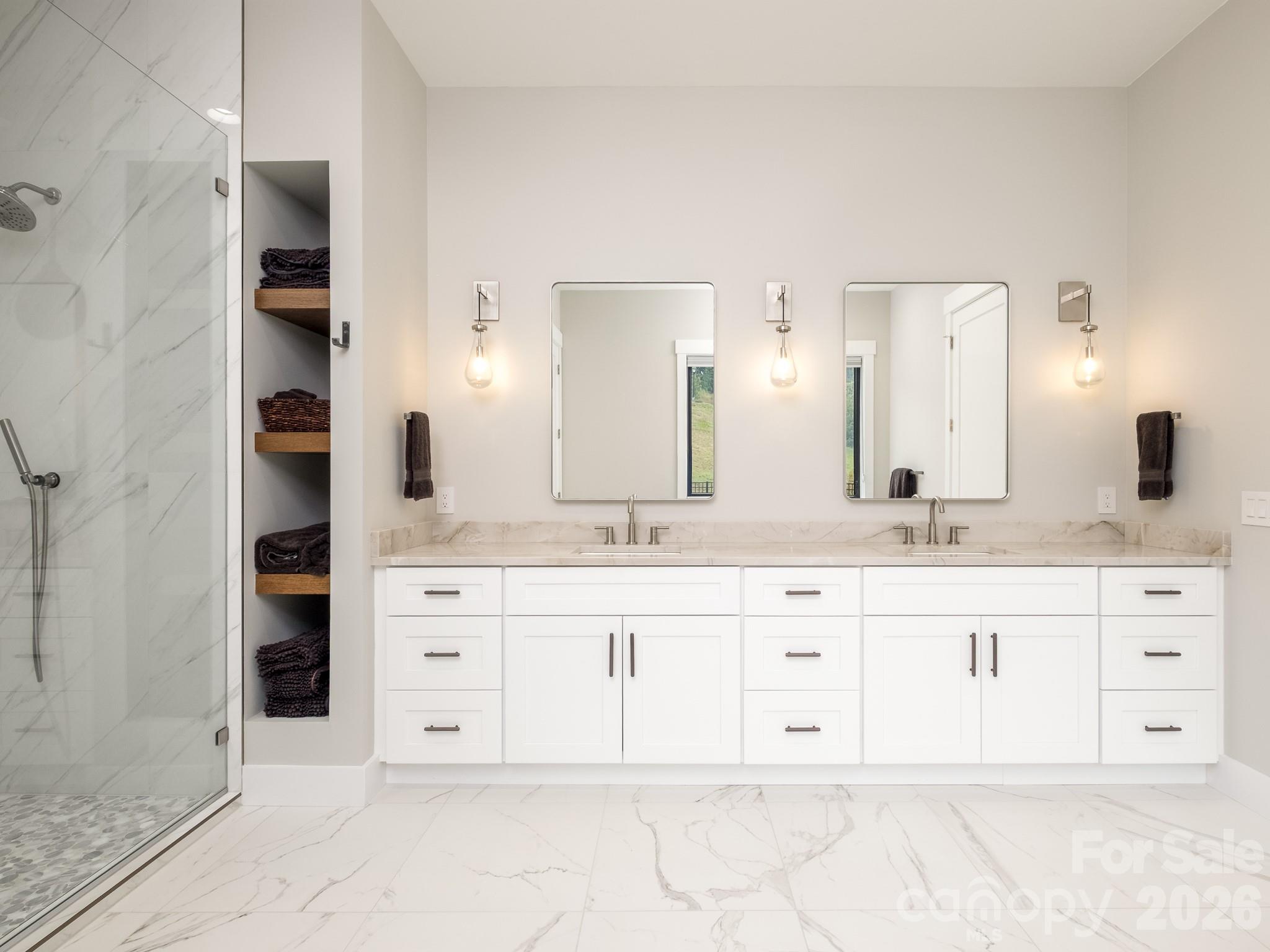 Horse Shoe Cove - Residential