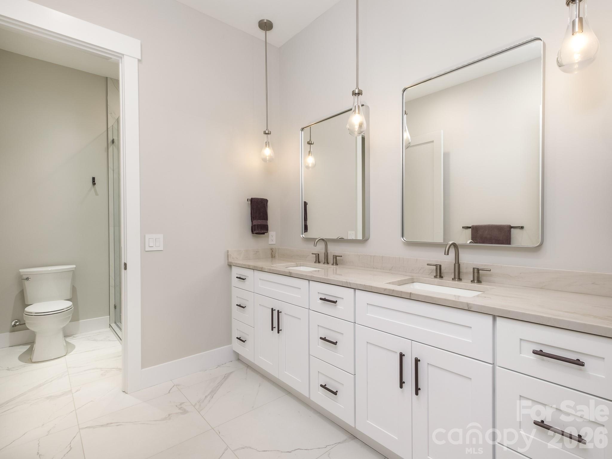 Horse Shoe Cove - Residential