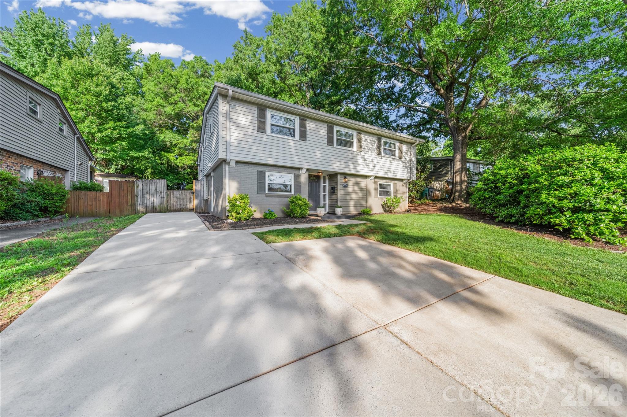 4220 Firwood Lane