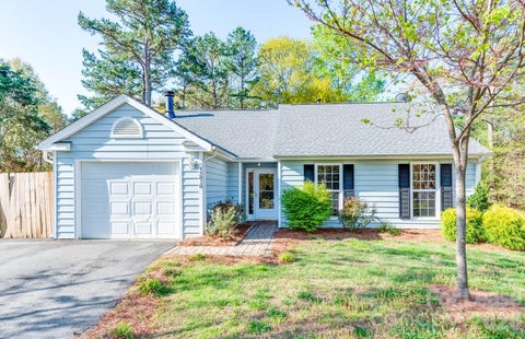 Photo of 13818 Faversham Court, Pineville, NC 28134 (MLS # 4394873)