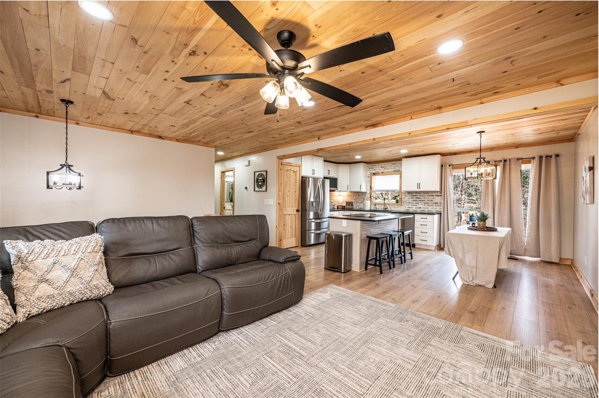 Lejune Estates - Residential