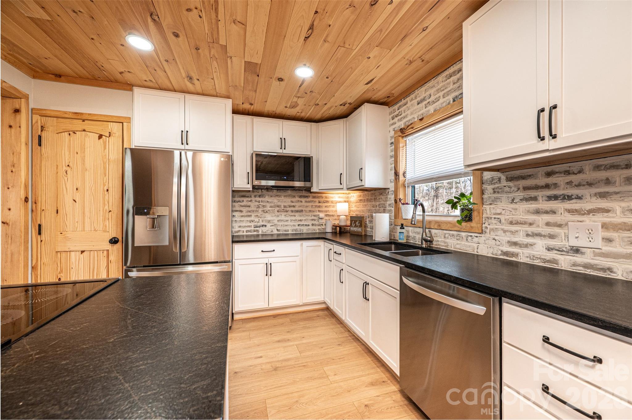 Lejune Estates - Residential