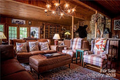 2736 White Oak Flats Road Green Mountain NC 28740
