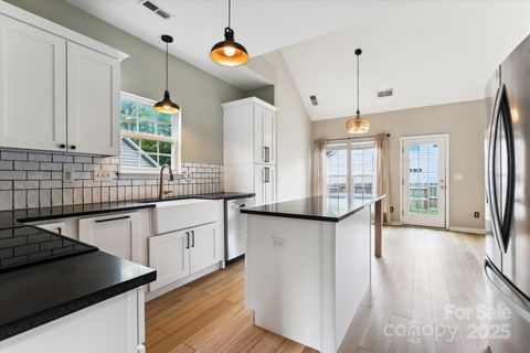 1836 Danny Court Matthews NC 28105