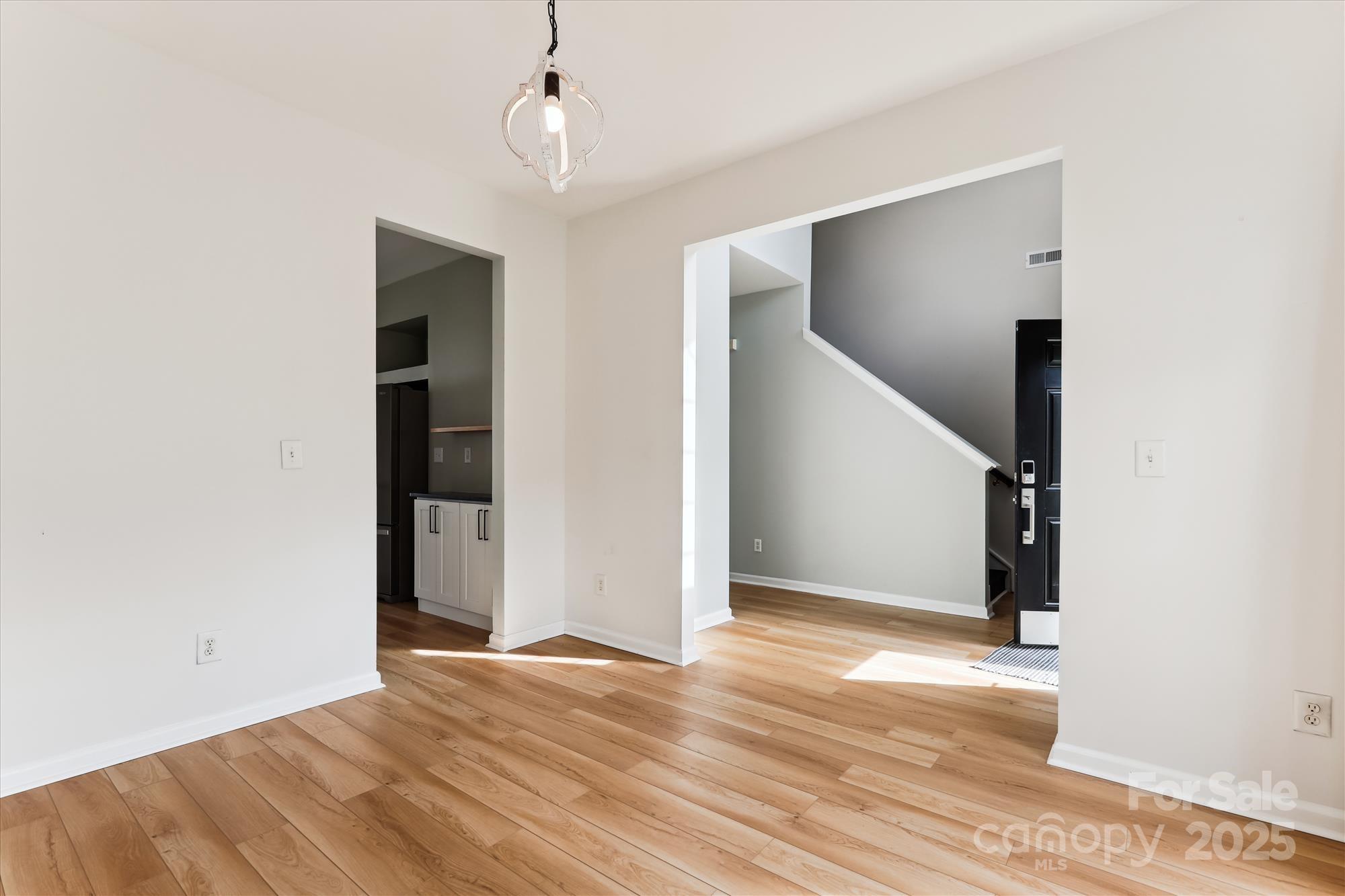 1836 Danny Court