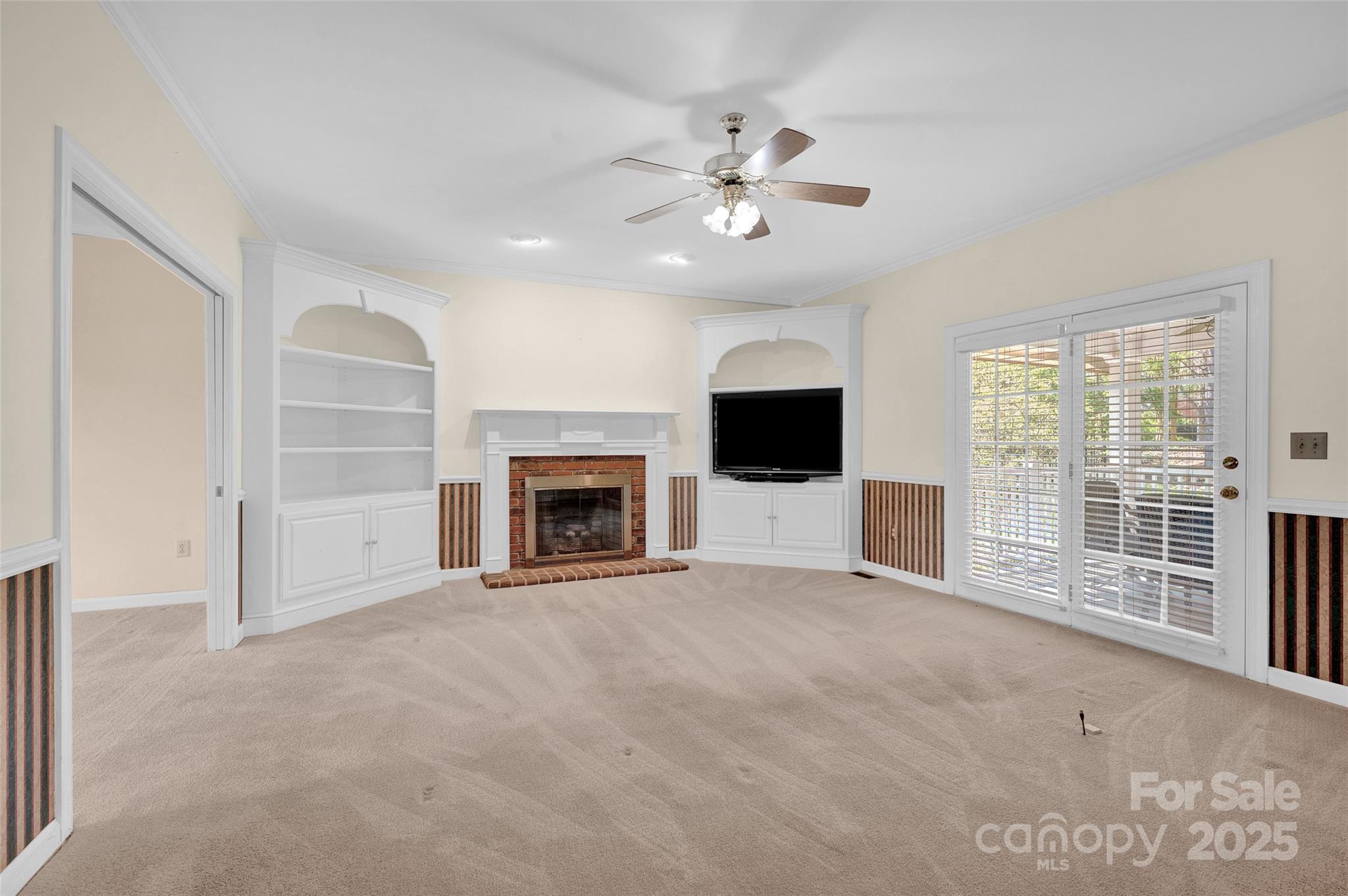 Moores Ferry - Residential