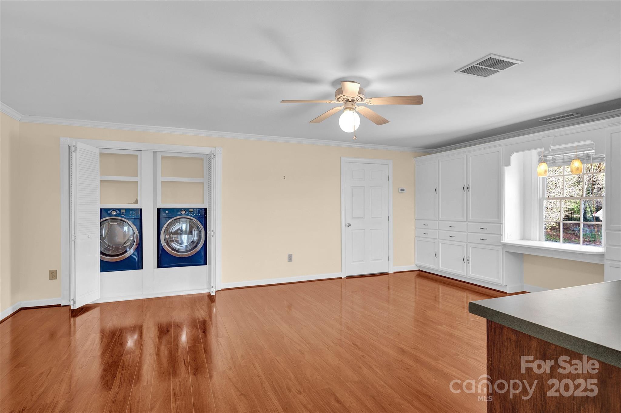 Moores Ferry - Residential