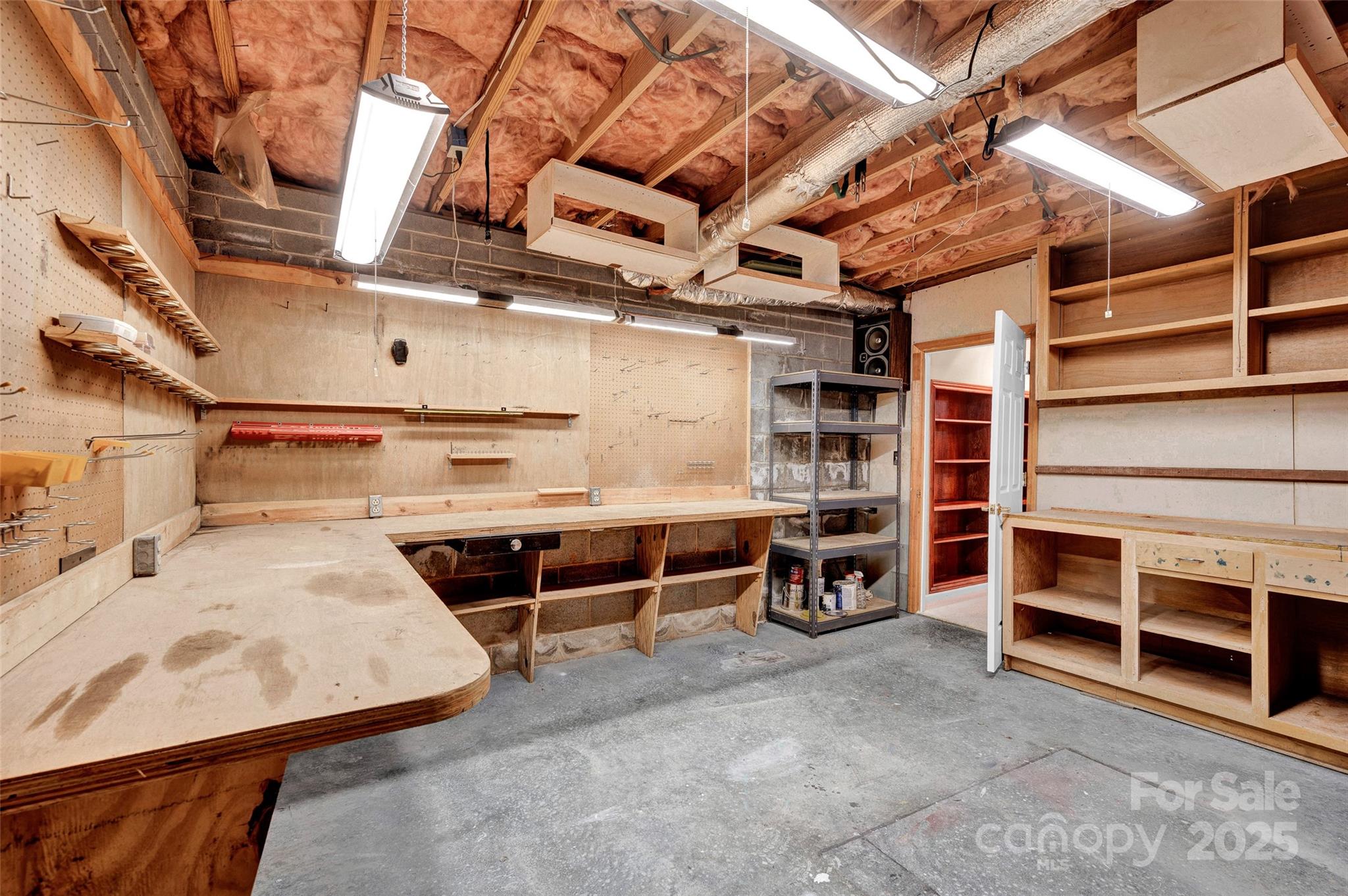 Moores Ferry - Residential