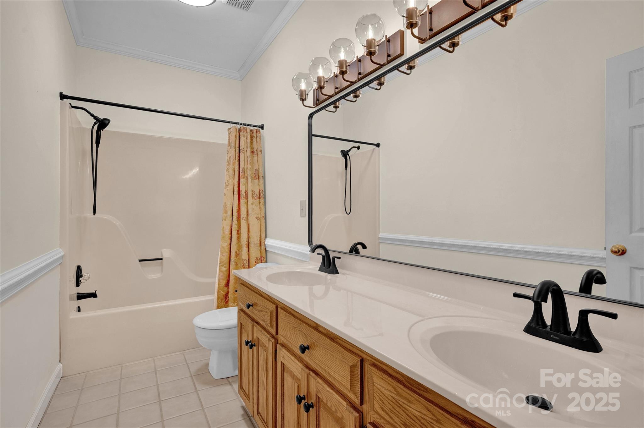 Moores Ferry - Residential