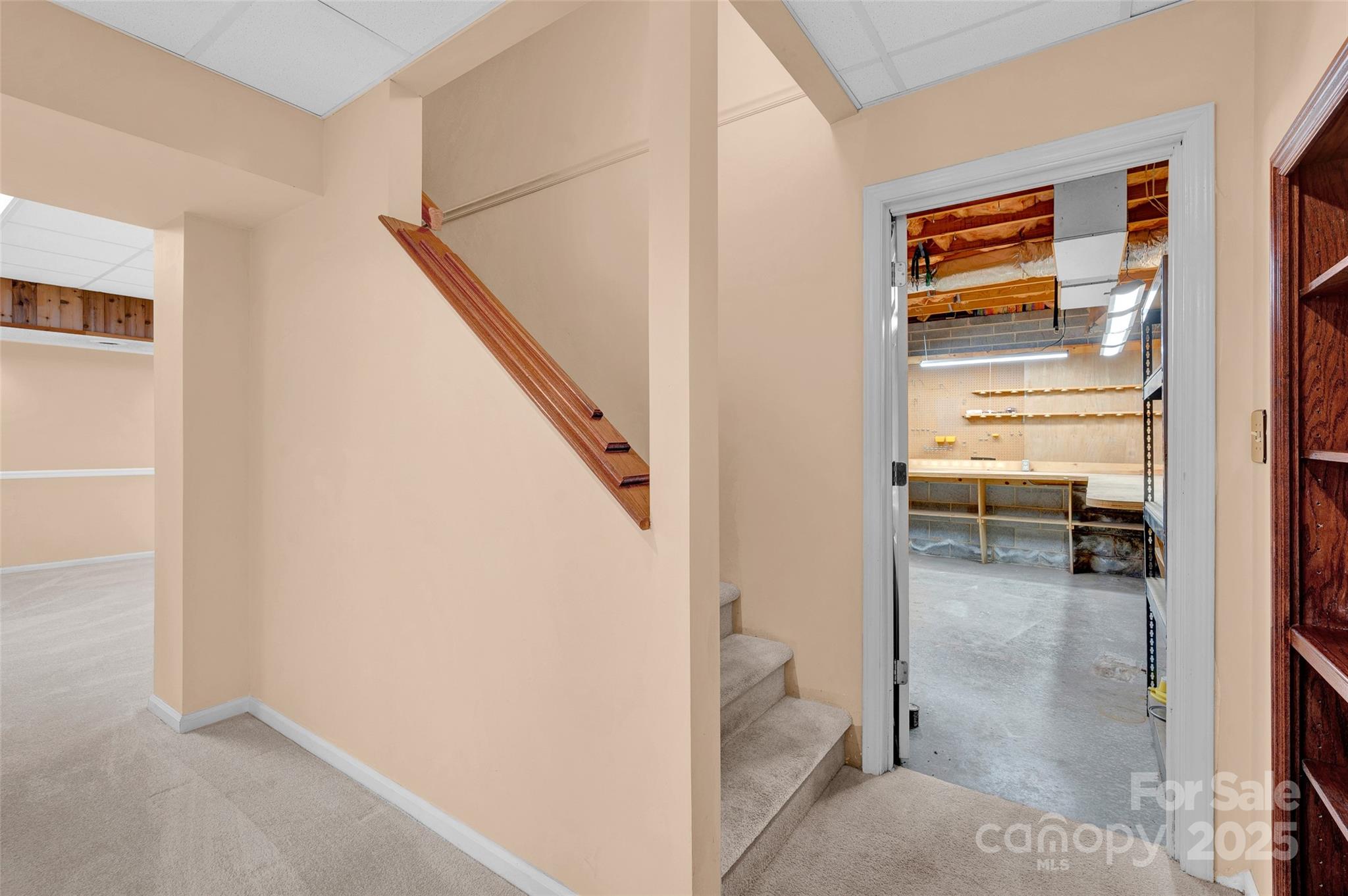 Moores Ferry - Residential