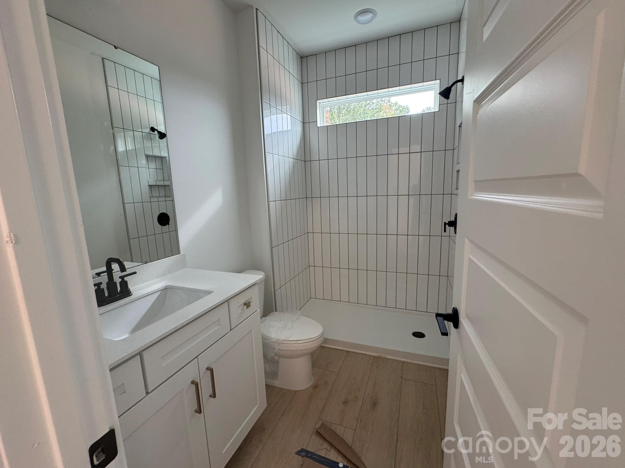 5087 McLaughlin Loop