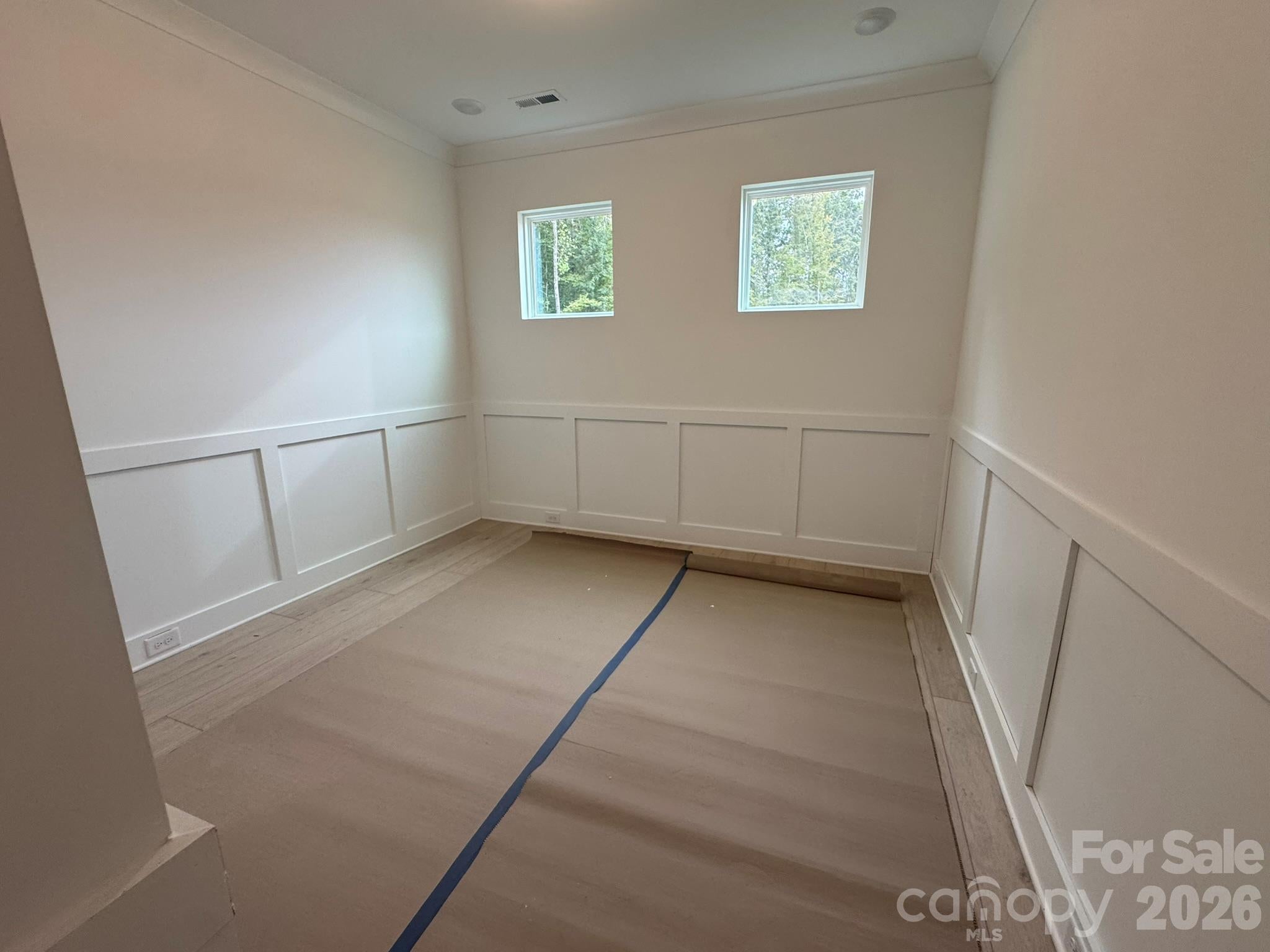 5087 McLaughlin Loop
